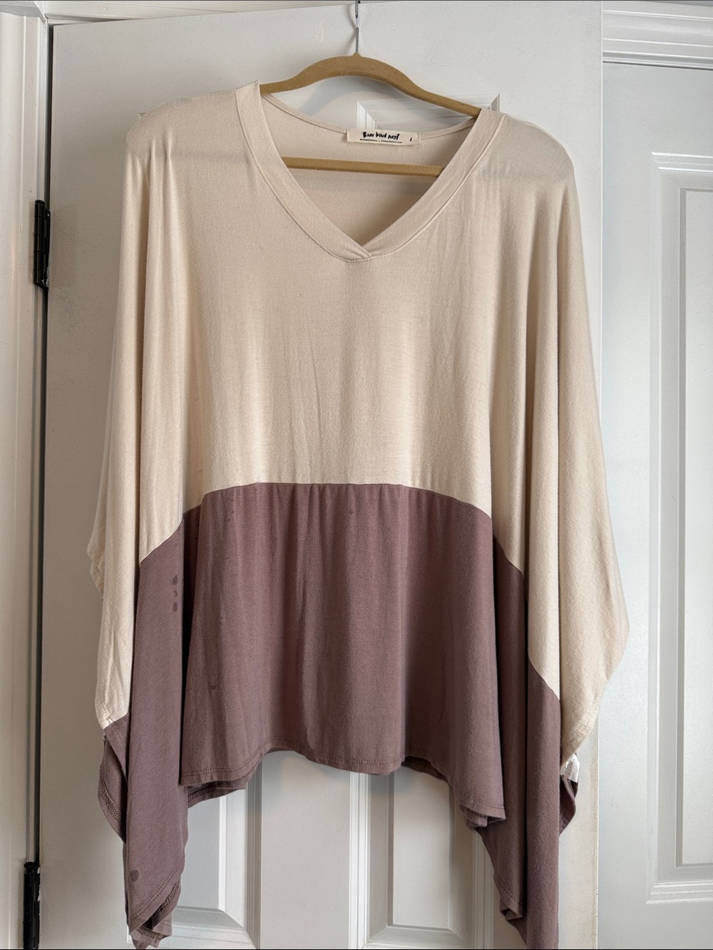 Three Bird Nest Cream and Mauve Two-Tone V-Neck Tunic